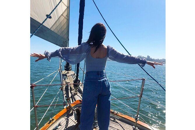 1.5-Hour San Francisco Bay Sailing Tour - Weather Reality: Cold Wind, Spray, and Why Layers Matter