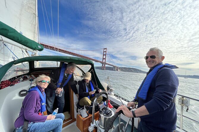 2hr. INTERACTIVE Sailing Experience on San Francisco Bay - What you’ll do in the first stretch: Richardson Bay and downtown Sausalito views