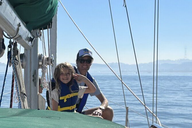 2hr. INTERACTIVE Sailing Experience on San Francisco Bay - Alcatraz close-up and the SF skyline photo run