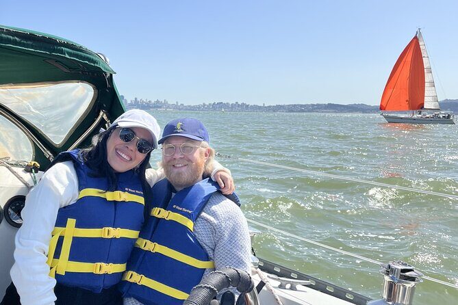 2hr. SUNSET Sailing Experience on San Francisco Bay - Golden Gate Bridge at dusk: the moment you’re paying for