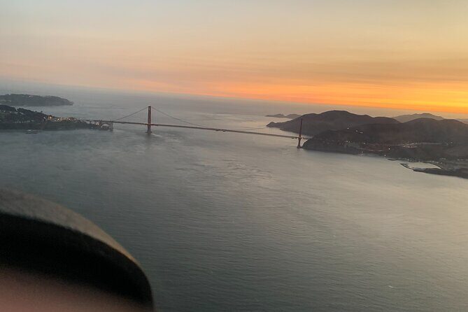 Airplane Elite San Francisco Flight Tour - Treasure Island to the City Coast: Flying Through the Middle of the Bay