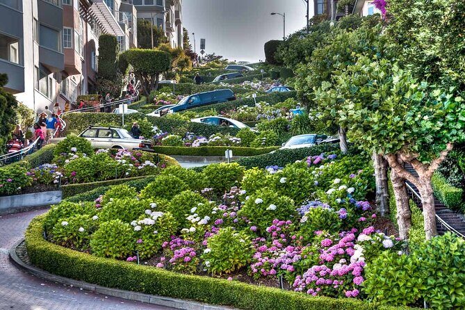 Alcatraz Experience + Lombard St Loop Best City Combo Tour - Quick hits