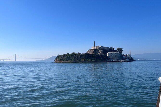 Alcatraz Plus Muir Woods and Sausalito Combo Tour - Golden Gate Bridge photo break with Fort Baker views