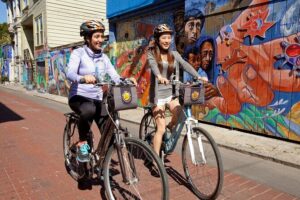 Bus and Bike Adventure: 1 Day Hop On Hop Off + 1 Day Bike Rental - The Hop-On Hop-Off Bus: Narration, Stops, and Real-World Wait Times