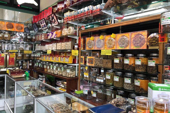 Chinatown Walking Tour: Food, History & Flavor - How the route handles Chinatown hills and your energy
