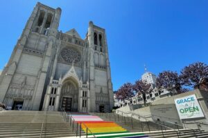 Expert-Led Guided Tour of Grace Cathedral in San Francisco - Eden-Style Storytelling: Turning Symbols Into Human Meaning