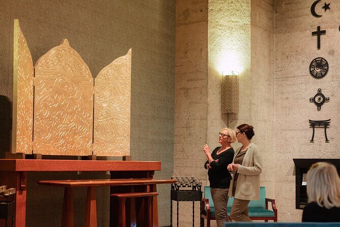 Expert-Led Guided Tour of Grace Cathedral in San Francisco - Group Size and Timing: How to Fit the Hour Into Your Day