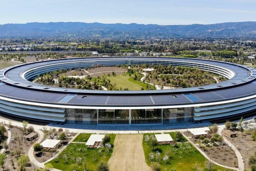 From San Francisco: Silicon Valley Tech Small-Group Tour - The Guide Factor: Why the Same Stops Can Feel Very Different