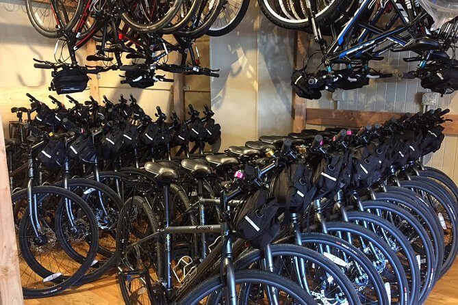 Golden Gate Bridge Bike Rentals - Very Close To The Bridge! - Renting Near the Golden Gate: Easy Start at 2157 Lombard St
