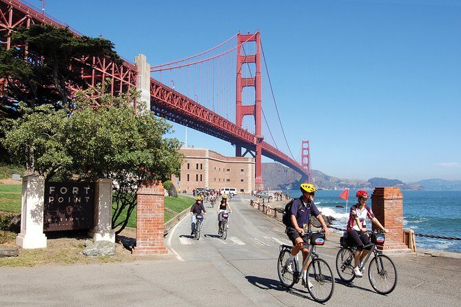 Golden Gate Bridge Guided Bicycle Tour with Lunch at Local Hotspot - Fort Mason, the Marina, and the Palace of Fine Arts: the city’s story, bike-speed