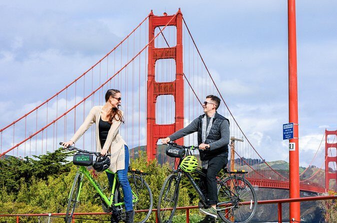 Golden Gate Bridge to Sausalito Bike Rental - Sausalito stop: enjoy the shore, then return by ferry