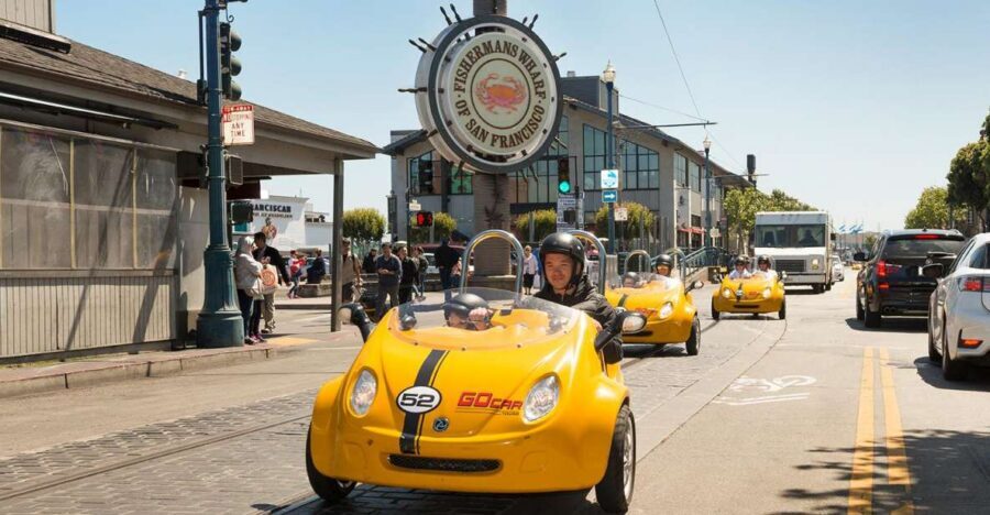 GPS Talking Tour Cars: Chinatown/Downtown Loop - Union Square and the Financial District: big-city views with less hassle