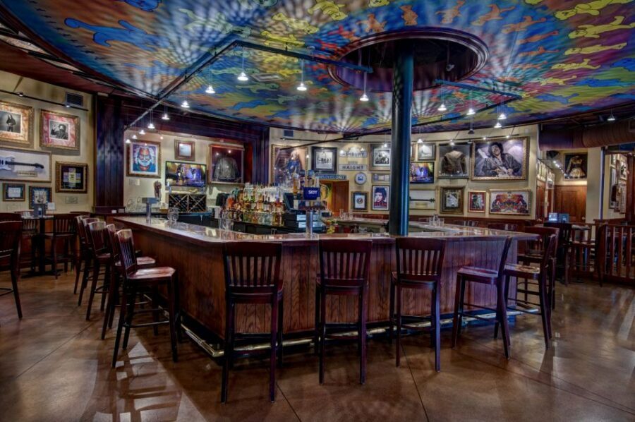 Meal at Hard Rock Cafe San Francisco at Pier 39 - The pier views and the Hard Rock atmosphere: good for photos, mixed on “newness”