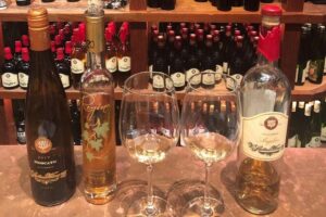 Napa and Sonoma Private Wine Tasting Tour and Luxury Car Service - Price and logistics: the “extra costs” that matter