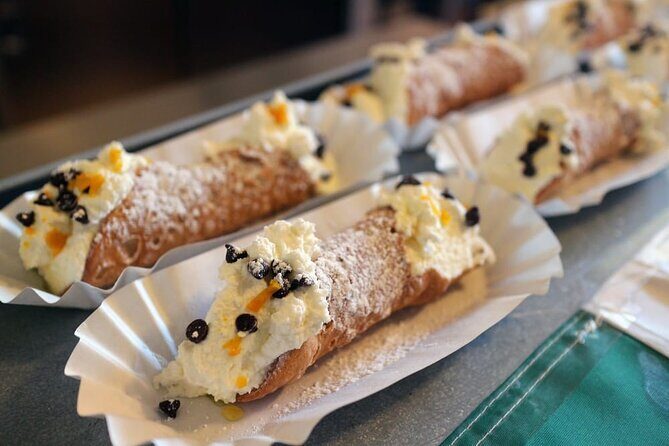 North Beach Food Tasting and Cultural Walking Tour - Stop 1: Molinari Delicatessen and a slice of SF legend