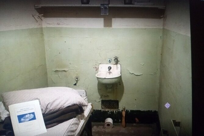 Official Alcatraz Island Prison Tour with Free App Audio Packages - Weather, Flies, and Other Reality Checks