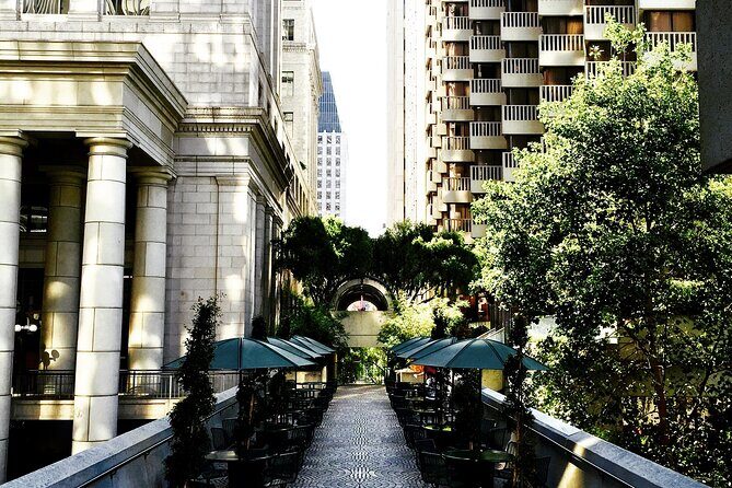Private Walking Tour of San Francisco - Why a private group (and a minimum of six) changes the experience