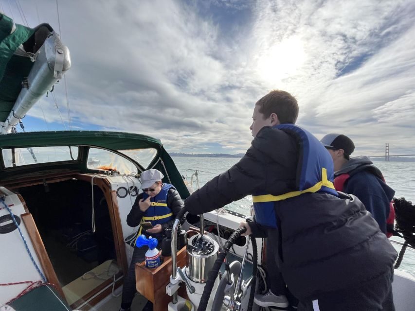 SAN FRANCISCO: (2hr) SUNSET Sailing Experience on SF Bay - Meeting at Yellow Ferry Dock: Plan Your Arrival Like a Local