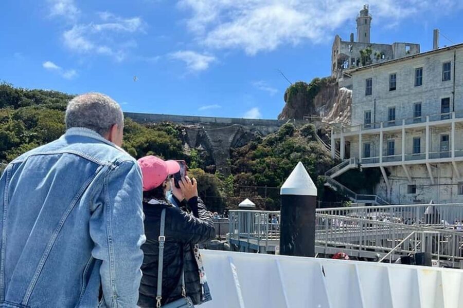 San Francisco: Alcatraz, Ferry & Audio Tour w/ Night Option - Getting oriented on the island: gardens, ruins, and protest landmarks