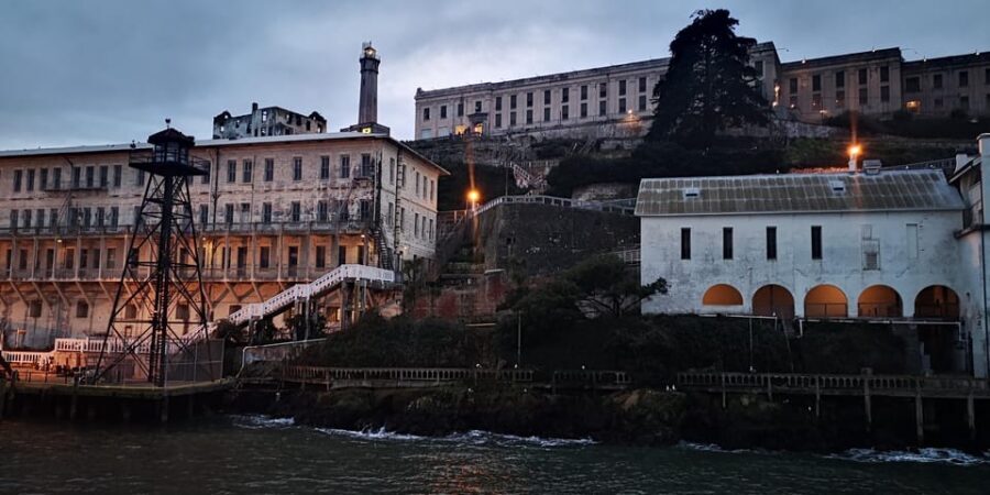 San Francisco: Alcatraz Night Tour with SF Bay Cruise - Key things that make this tour worth your time