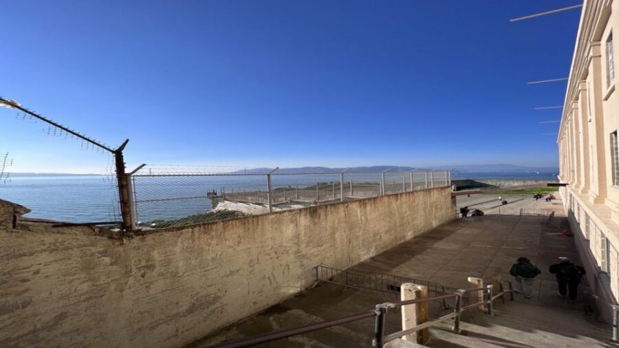 San Francisco: Alcatraz with SF City Tour - Lombard Street and the Wharf Area: Classic SF Without the Headache