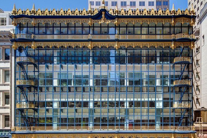 San Francisco Architecture Walking Tour - Your photo strategy: the guide’s best angles tip