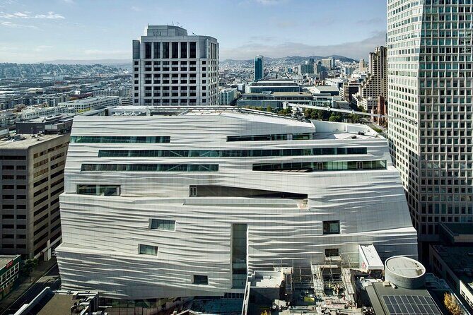 San Francisco Architecture Walking Tour - Stop 1 at SFMOMA: your orientation moment