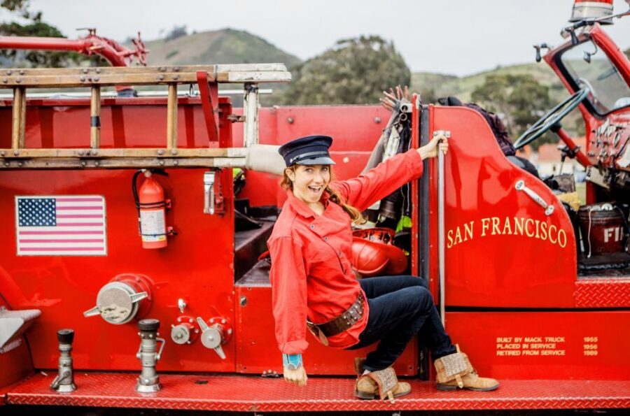 San Francisco Bay: 90-Minute Fire Engine Tour - Crossing back over the Golden Gate and through Union Street