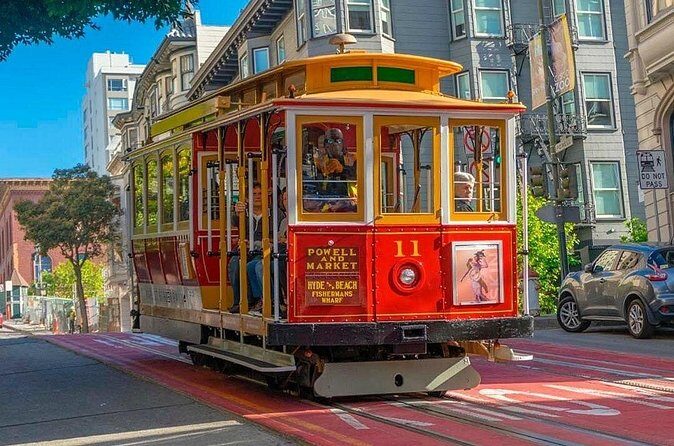 San Francisco: Cable Car Audio Tour with Entrance Ticket - Should you book this cable car audio tour?