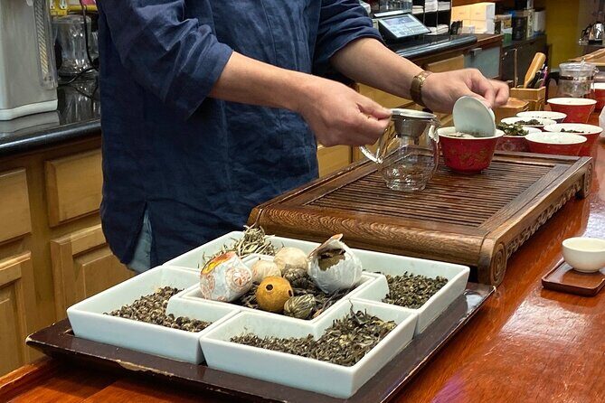San Francisco Chinatown Food Tour - Portsmouth Square and Old Saint Mary’s: setting the stage