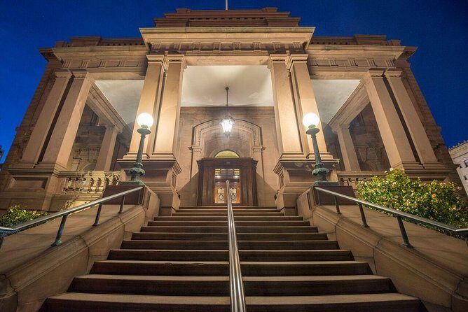 San Francisco Ghost Tours: Gold and Ghouls Tour - Stop 2: California Street and the Wandering Bride legend