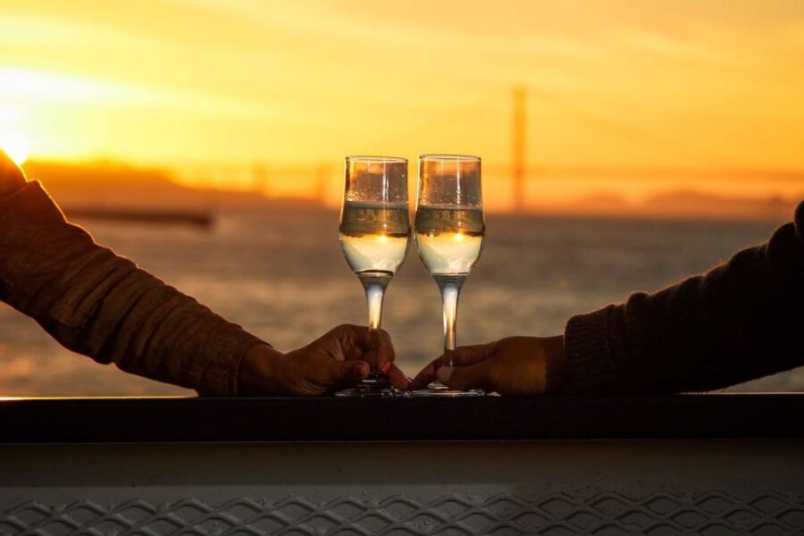 San Francisco: Golden Gate Bridge and Bay Sunset Cruise - Key Highlights That Matter