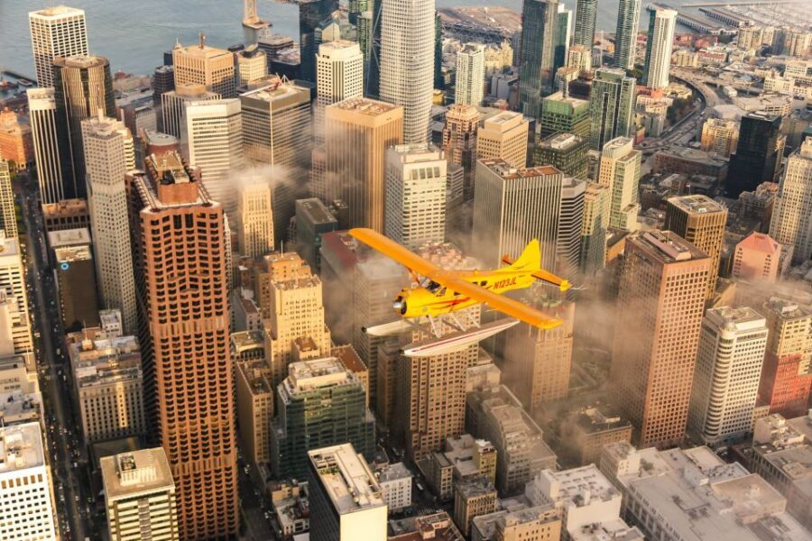 San Francisco: Greater Bay Area Seaplane Tour - Pilot narration, languages, and the small-group advantage