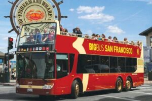 San Francisco: Guided Muir Woods Tour & Hop-on Hop-off Bus Tour - Sausalito photo stops: easy bay views without the detour stress