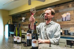 San Francisco: Half-Day Wine Country Excursion with Tastings - Golden Gate Bridge to Sausalito: The Scenic Setup