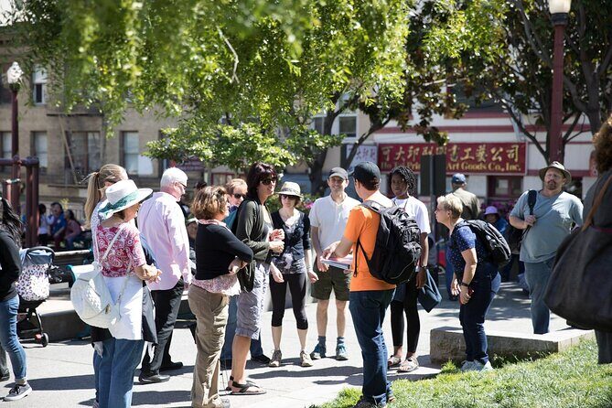 San Francisco in One Day - Start Strong at the Transamerica Meeting Point (10:00 am)