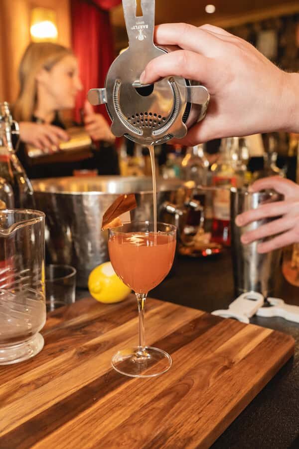 San Francisco: Local Distillery Cocktail Class - Getting there from downtown: driving vs ferry