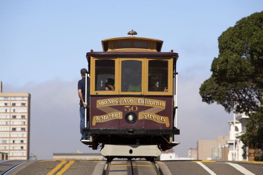 San Francisco Morning City Tour & Afternoon Alcatraz Ticket - Presidio, Lands End, and Ocean Beach: coast time without the hike