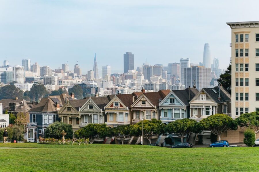 San Francisco: Movie Filming Locations Bus Tour - Fisherman’s Wharf and North Beach: starting with recognizable San Francisco