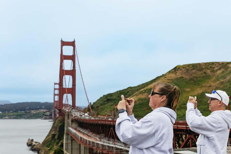 San Francisco: Muir Woods & Sausalito Tour with Ferry Option - Ferry Return vs Bike Option: Picking the Right Way Back