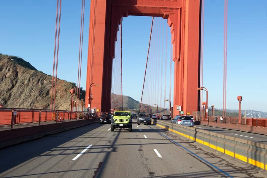 San Francisco: Private City Highlights Tour in a Jeep - Movie locations, local jokes, and the guide factor that changes everything