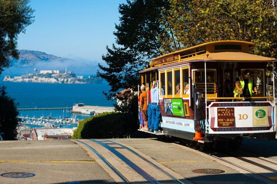 San Francisco: Private Highlights Tour by SUV - Private SUV highlights with a guide you can actually talk to