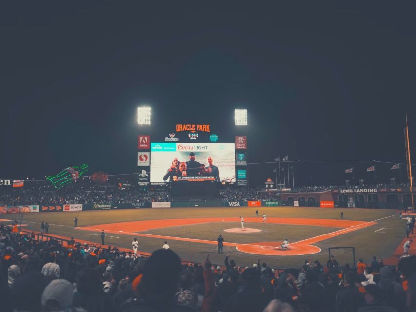 San Francisco: San Francisco Giants Baseball Game Ticket - Your 3-Hour Flow at the Ballpark: From Gate to Final Out