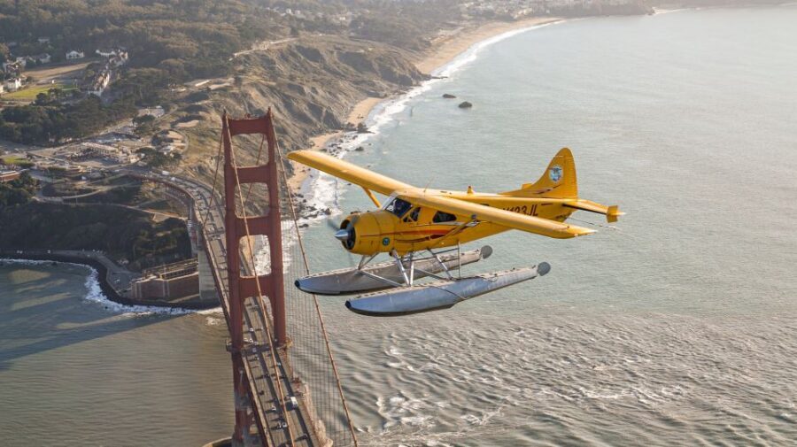 San Francisco: Seaplane Flight with Champagne - Small Group, Live Guide, and Pilot Style