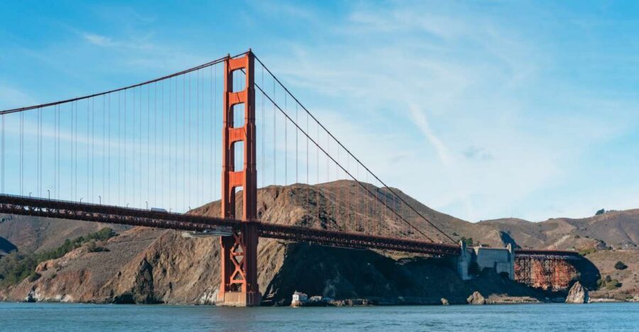 San Francisco: Skip-the-Line Escape from The Rock Bay Cruise - Golden Gate Bridge under the boat: where the views click