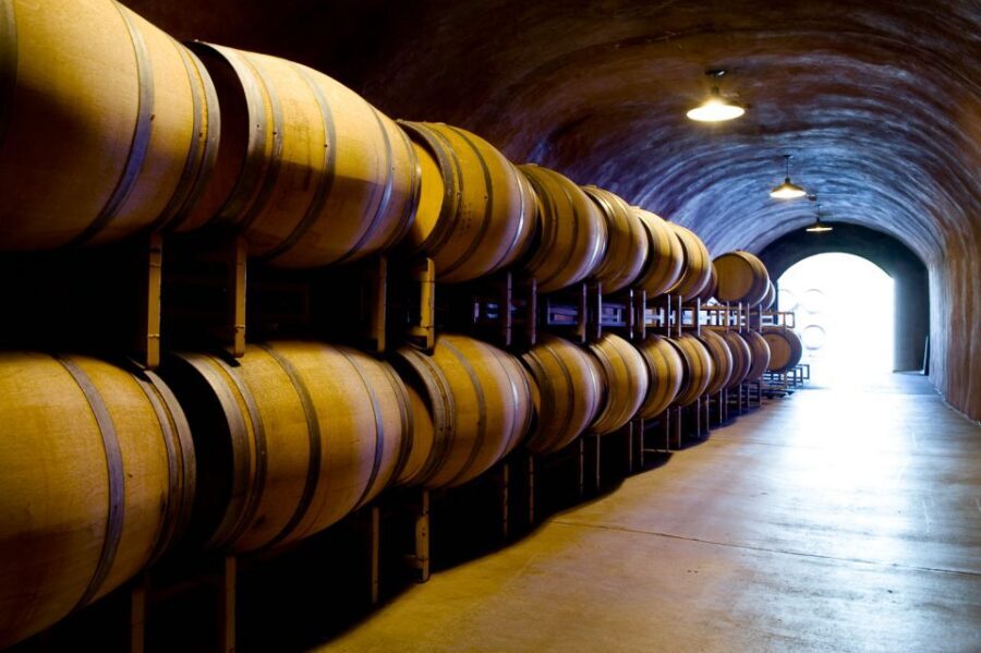 San Francisco: Sonoma Wine Country Tour with Tastings - Sonoma Plaza lunch and the small-town break you’ll appreciate