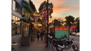 San Francisco: True Crime Tales from the Haight - Starting at Haight & Stanyan: setting the mood before the first case