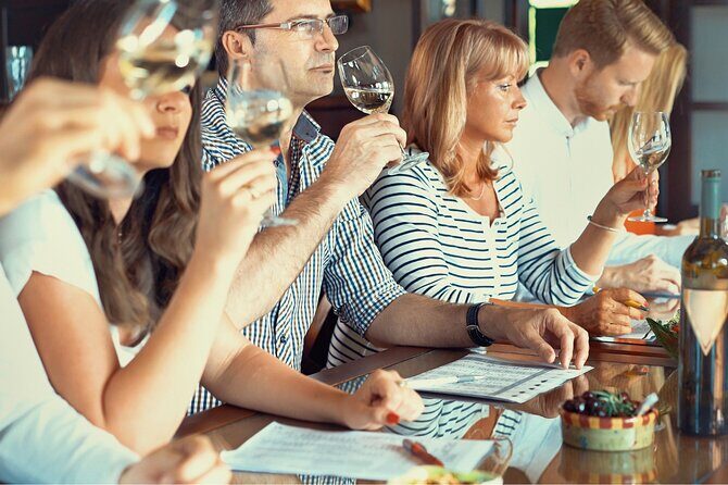 San Francisco Wine Tour with a Local Expert: 6 Tastings 100% Personalized - A 3-hour San Francisco wine walk built around your preferences