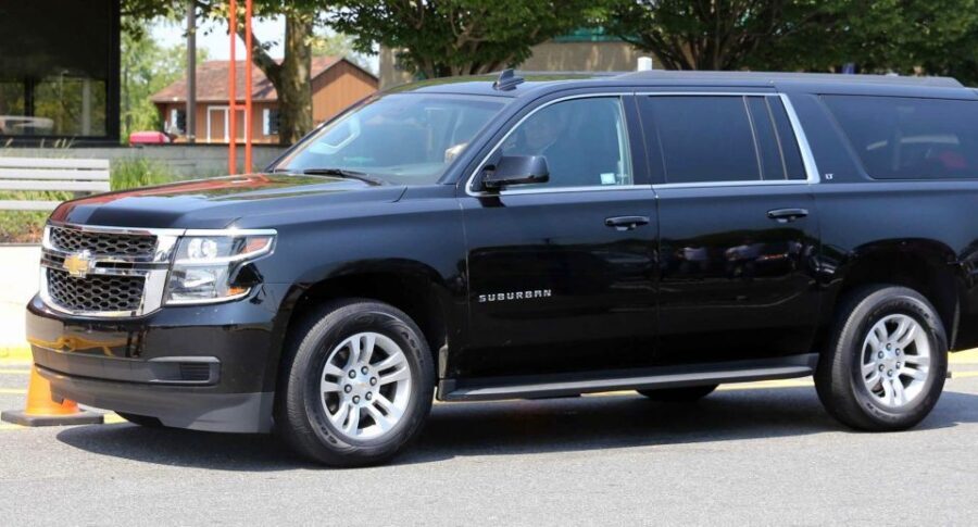 SFO Airport Private Transfer to/from Downtown San Francisco - Comfort That Starts at the Curb: Porter Help and Professional Drivers