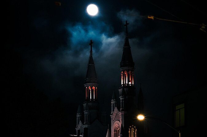 SF's North Beach: Gourmet Ghost Tour - Includes full meal, 3 hrs - Chinatown detour: haunted locations plus poet names you’ll recognize